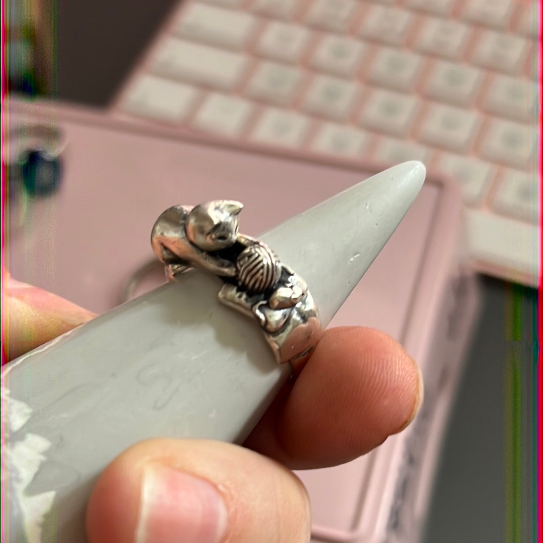 Genuine Keikobee Handmade Solid Silver Playful Cat Ring Size 58