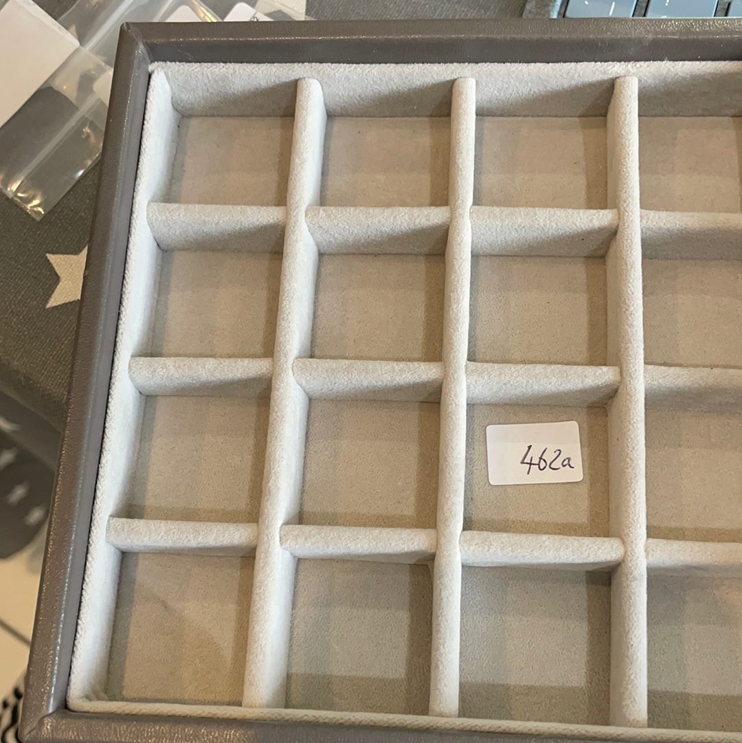 Stackers Charm Jewellery Box Holder Mink With 16 Compartments Layer