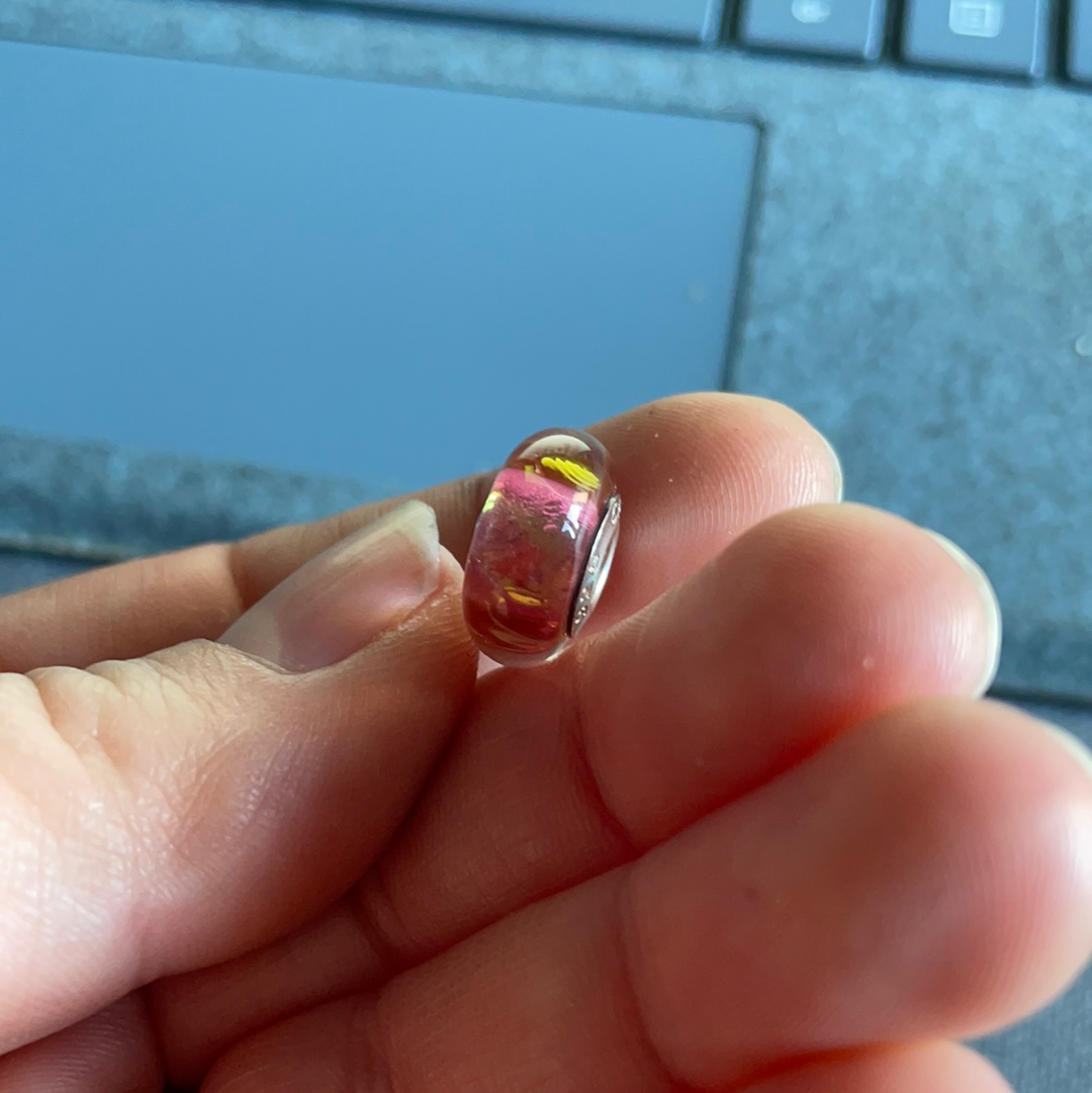 Genuine Chamilia Pink With Yellow Shine Sparkle Foil Murano Glass Charm With Bubbles