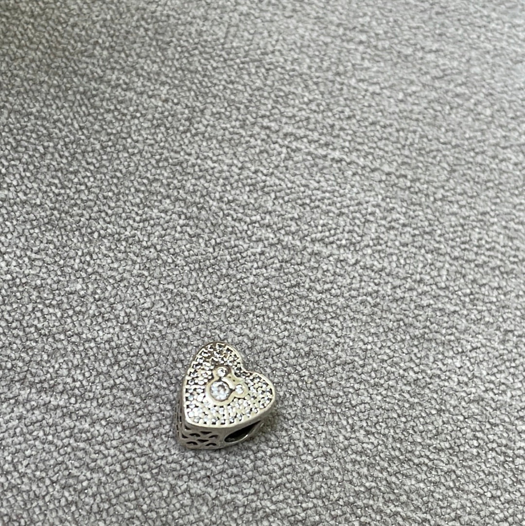 Genuine Pandora Charm Mickey & Minnie Pave Heart 792049CZ