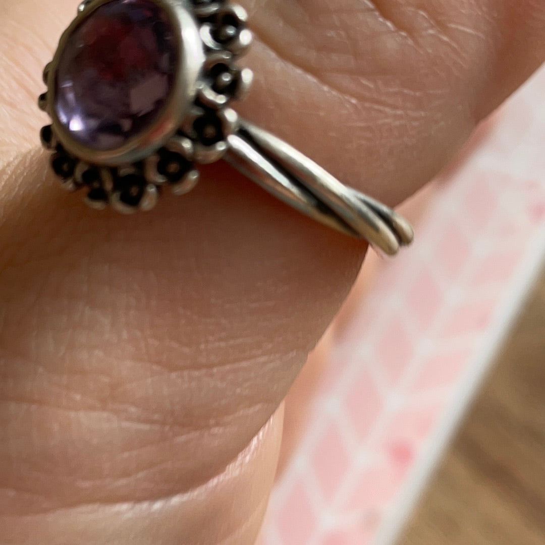 Genuine Pandora Purple Floral Elegance Stone Ring Size 62 HTF