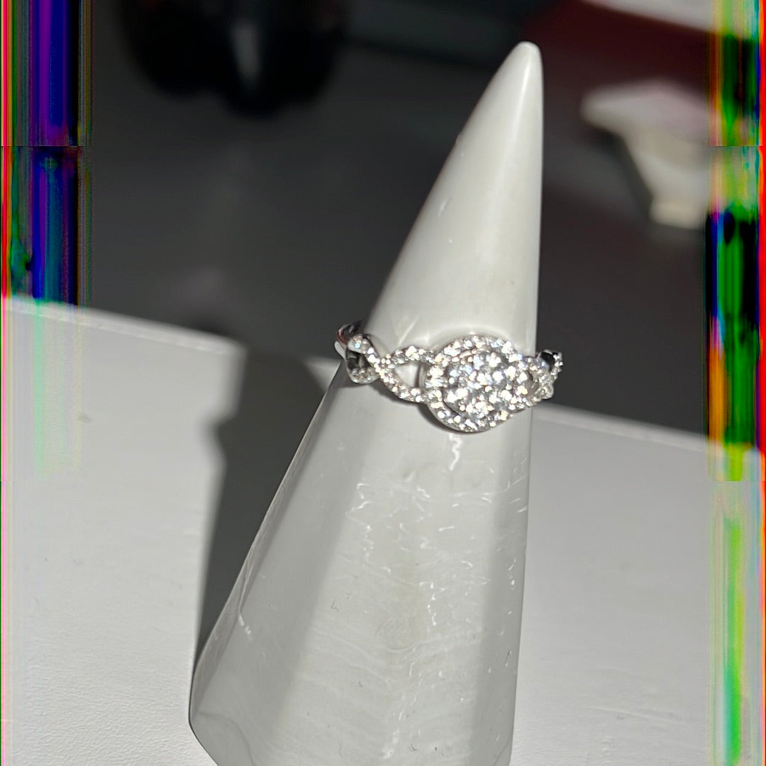 Sterling Silver Pave Beautiful Flower Twist Stone Ring Size 60