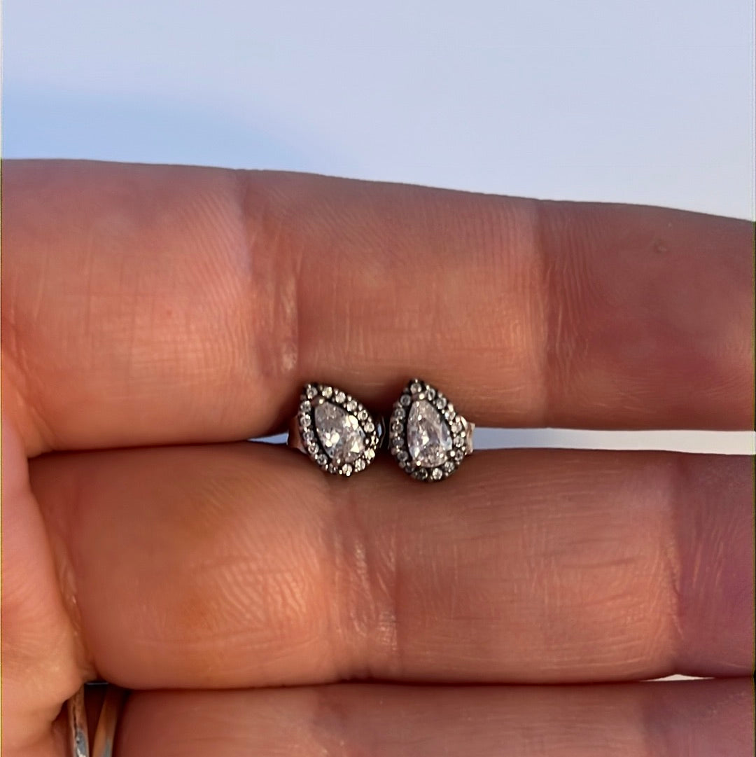 Genuine Pandora Small CZ Clear Teardrop Earrings Studs.