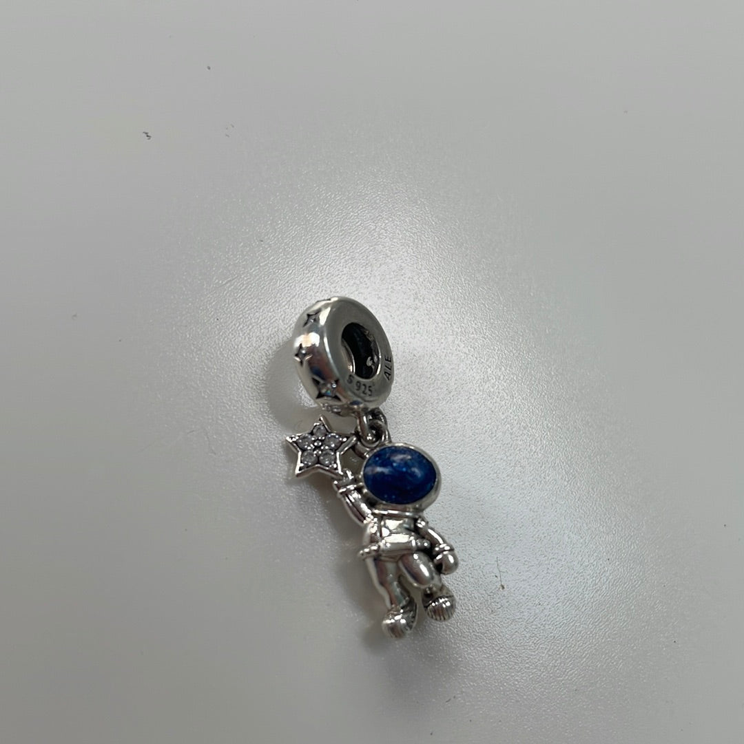 Genuine Pandora New Style Astronaut Spaceman Traveller Dangle Charm