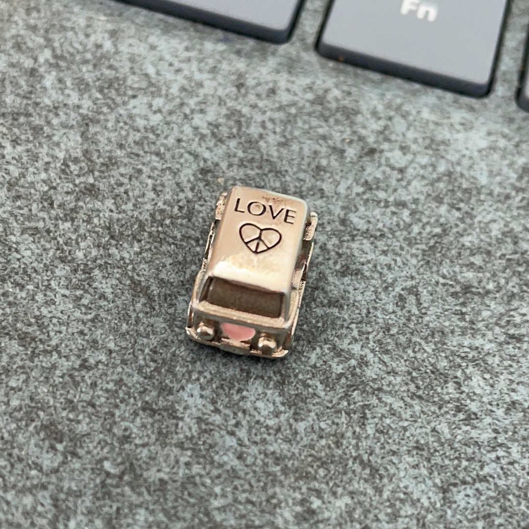 Unbranded Camper Van of Love Charm