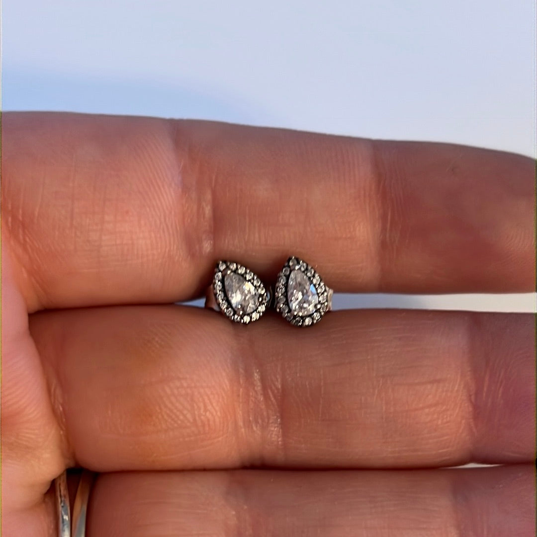 Genuine Pandora Small CZ Clear Teardrop Earrings Studs.