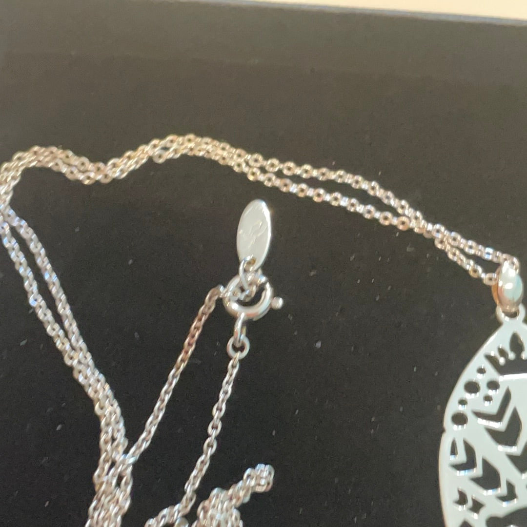 Genuine Chamilia Brand New in Box Disney Lion King Simba Openwork Necklace