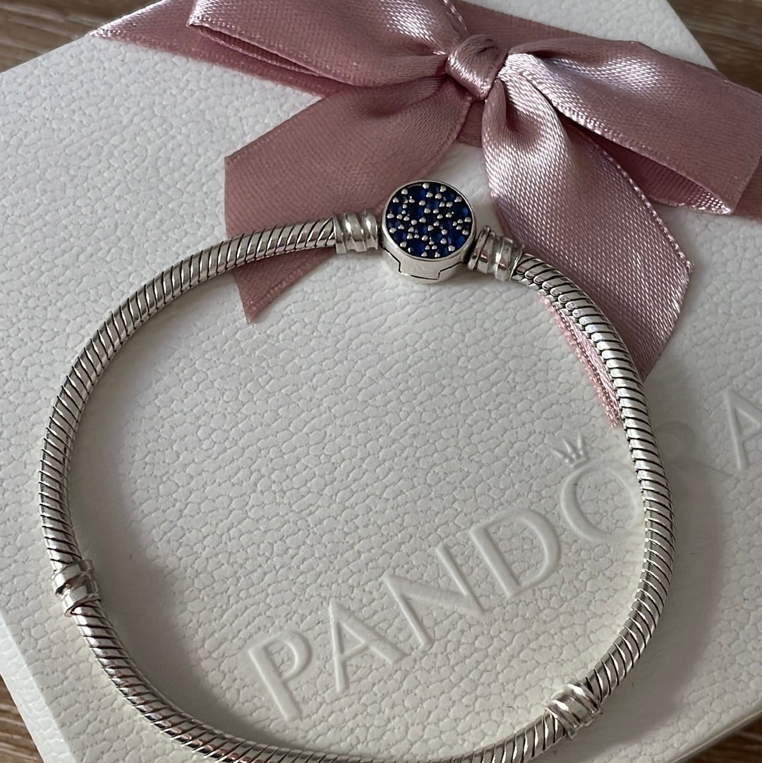Genuine Pandora Moments Sparkling Blue Clasp Snake Chain Bracelet 18cm