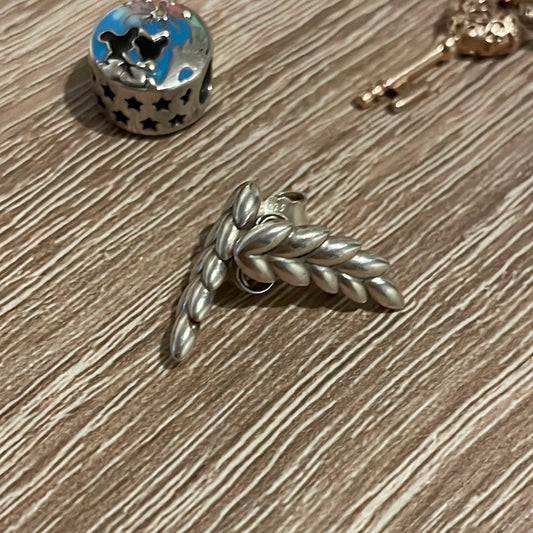 Genuine Pandora Wheat Sheaf Earrings