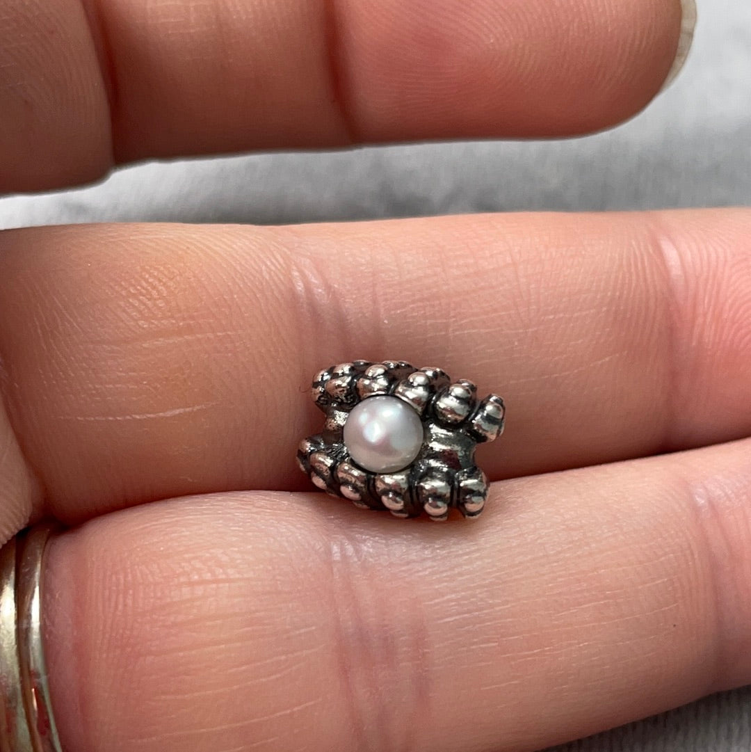 Genuine Pandora Seashell Oyster with Pearl RARE HTF Charm