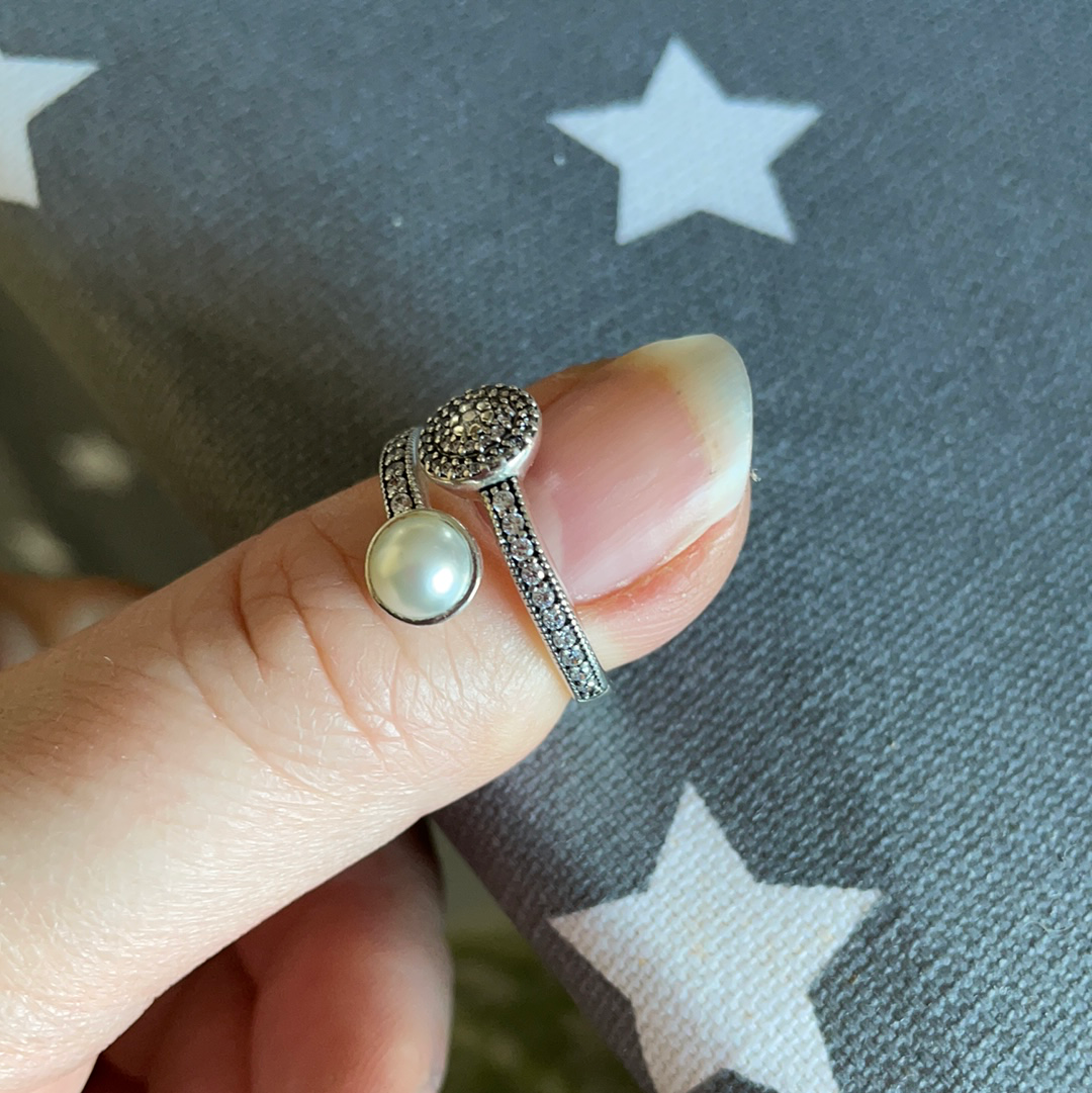 Genuine Pandora Pave Clear Stone Crossover Ring With Pearl Size 56