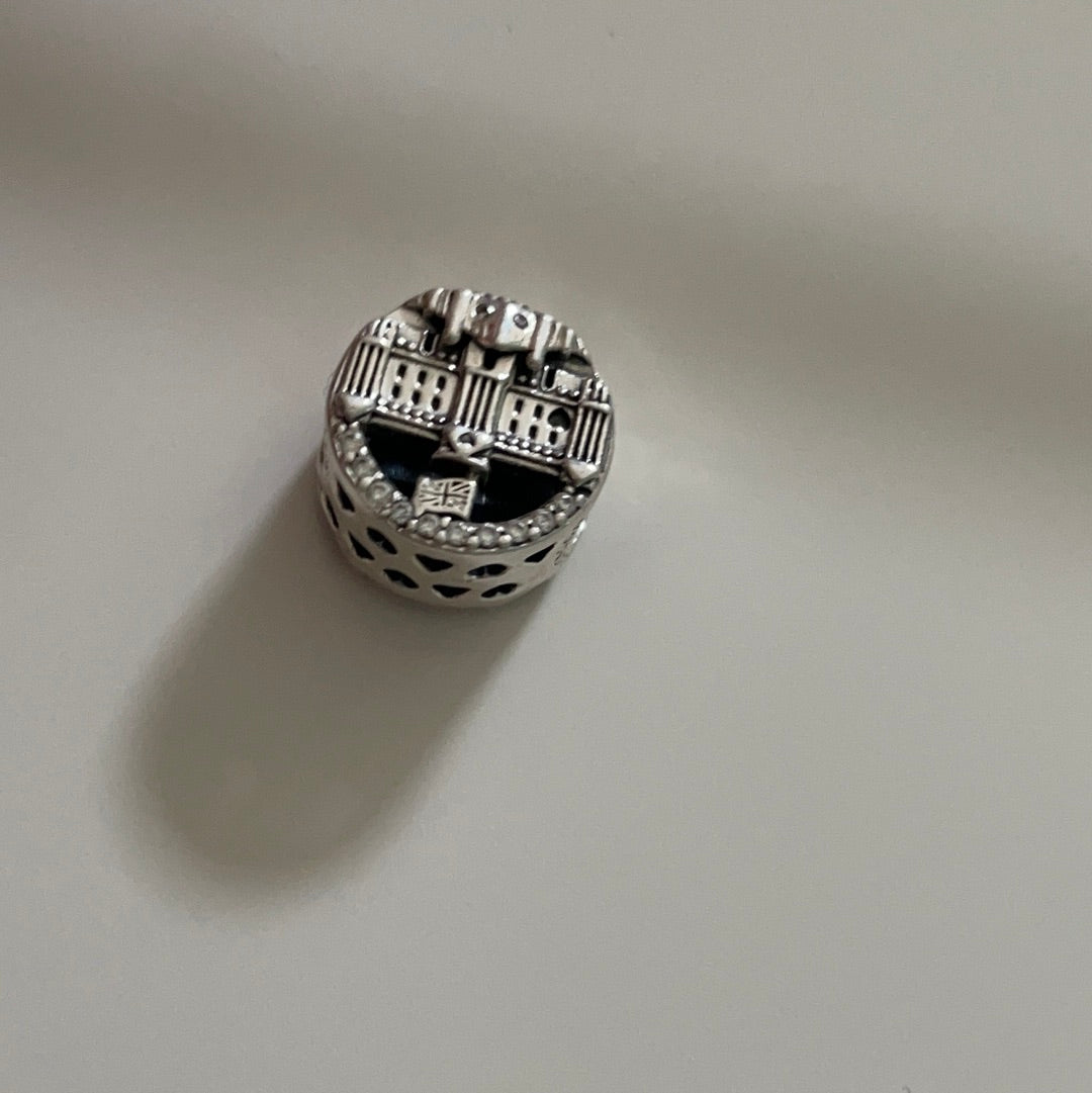 Genuine Pandora Pave Sparkling London Houses of Parliament Travel UK GB Charm