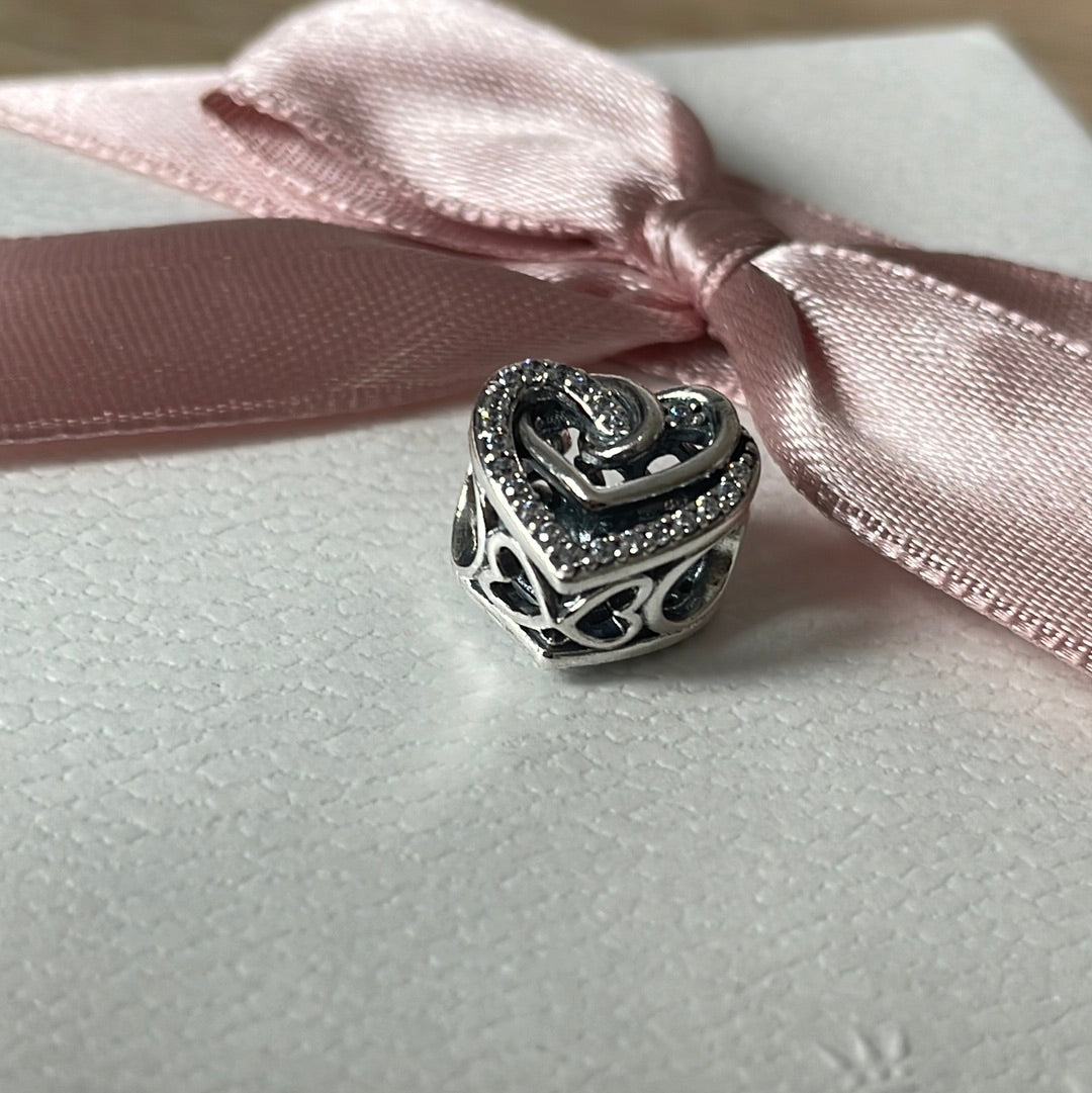 Genuine Pandora Sparkling Entwined Heats Pave Charm