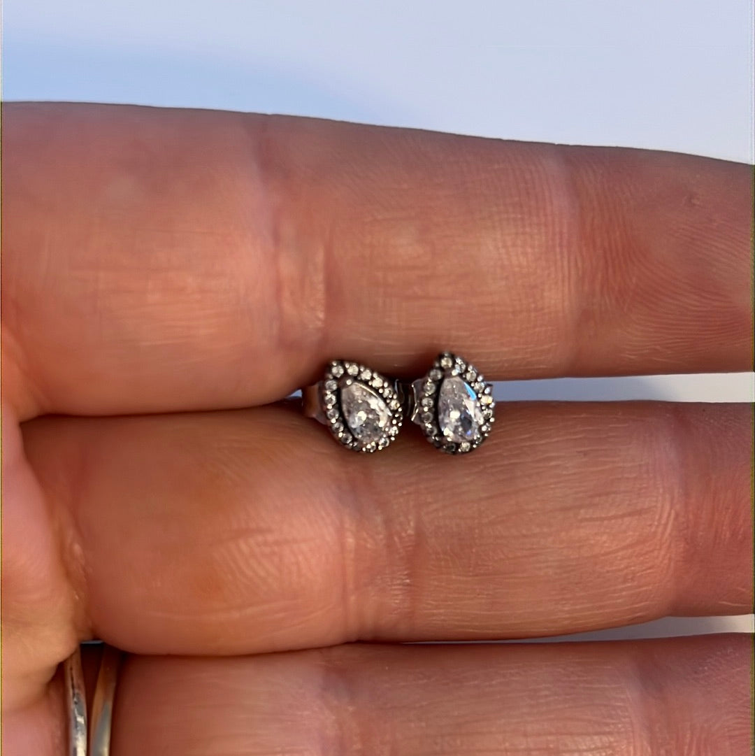 Genuine Pandora Small CZ Clear Teardrop Earrings Studs.