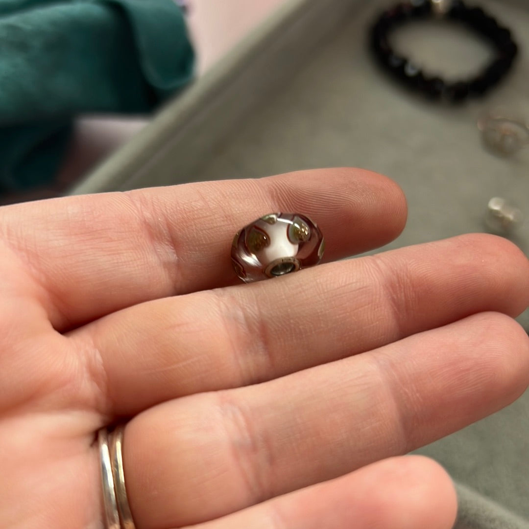 Genuine Trollbeads 2015 Valentines Collection Glitter Heart Murano Charm