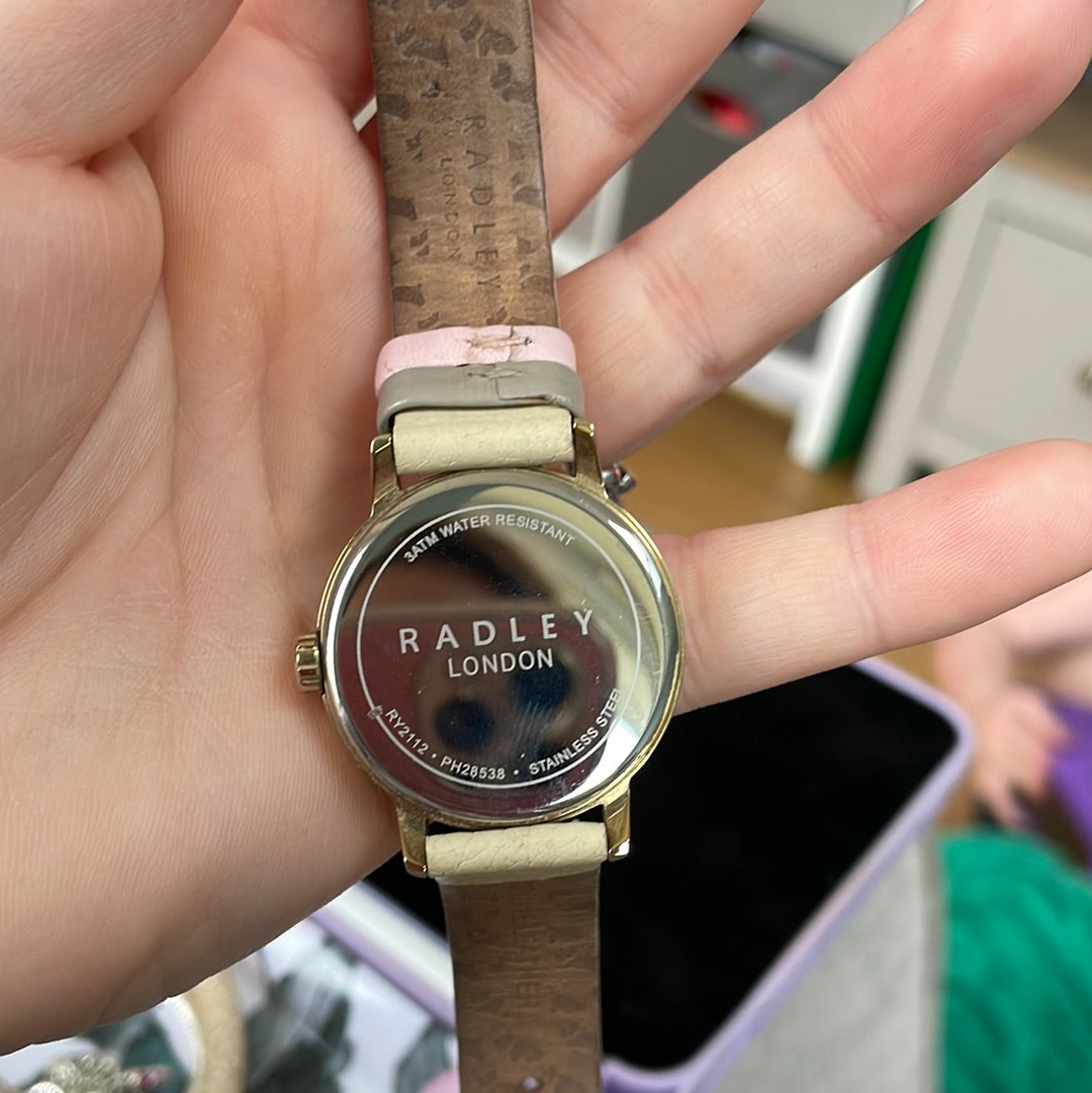 Genuine Radley Gold Watch Scottie Dog In a Teacup Watch READ DESCRIPTION