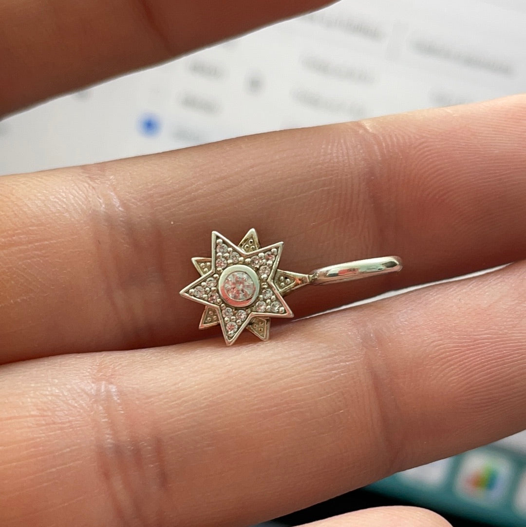 Genuine Thomas Glam and Soul Pave Beautiful Sparkle Star Pendant
