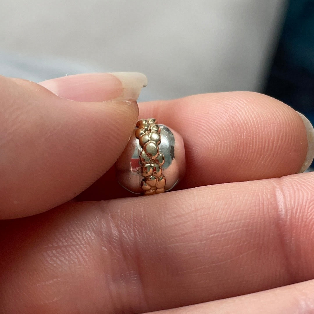 Genuine Pandora Two Tone RARE HTF Flower Line Daisy Charm