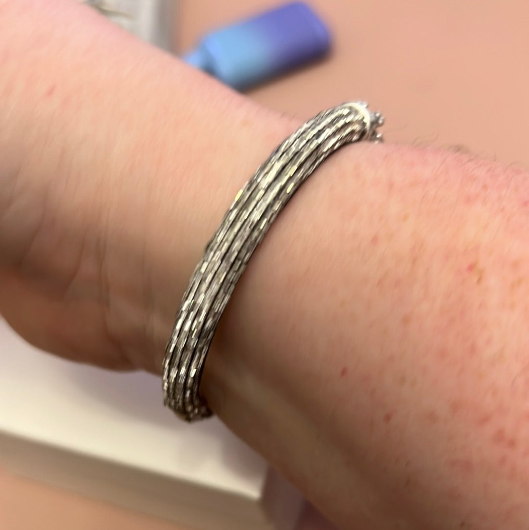 Genuine Juicy Couture Pave CZ Hinged Bangle Pave Crown 19cm