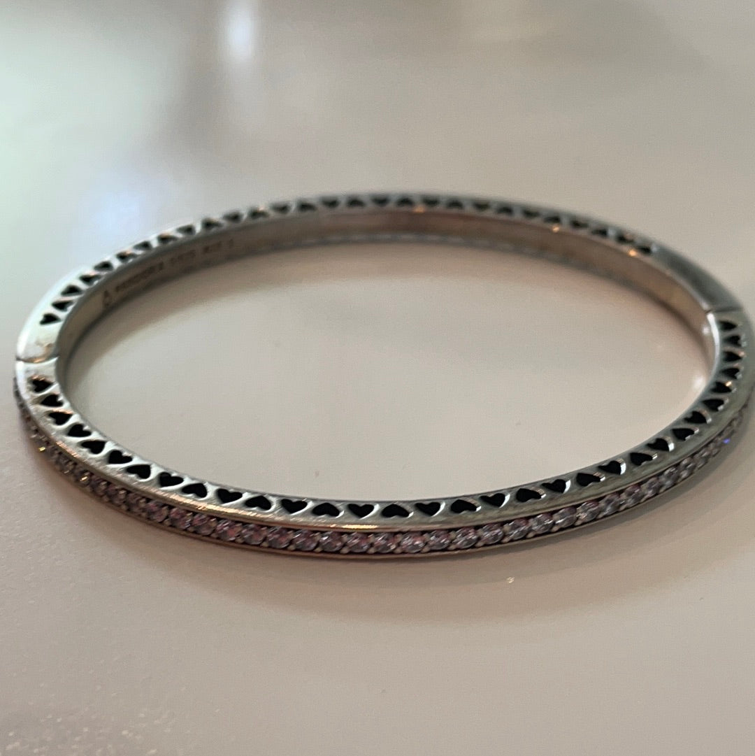 Genuine Pandora Radiant Hearts Bangle Baby Pink / Cream / Cerise Pink Bangle