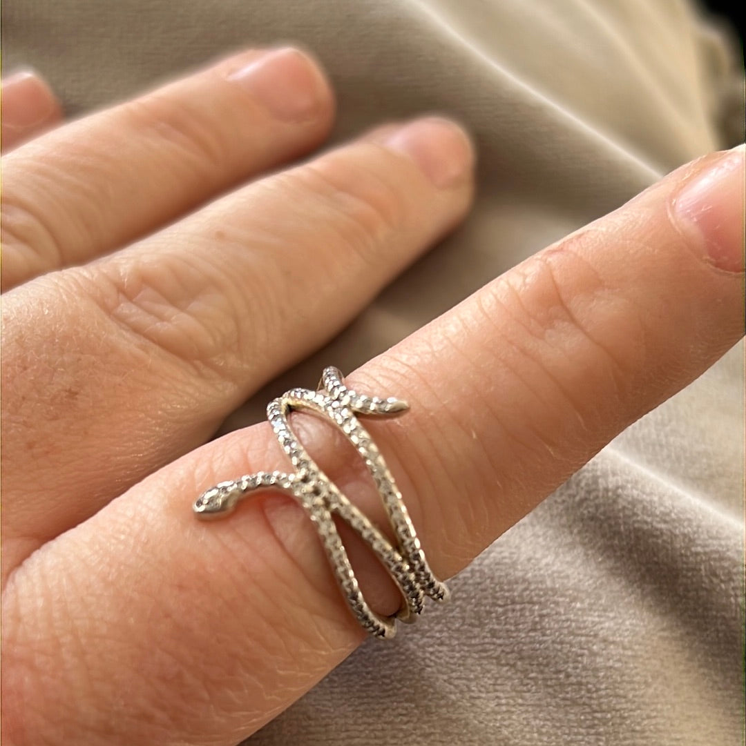 Genuine Pandora Pave Snake Animal Ring Size 56