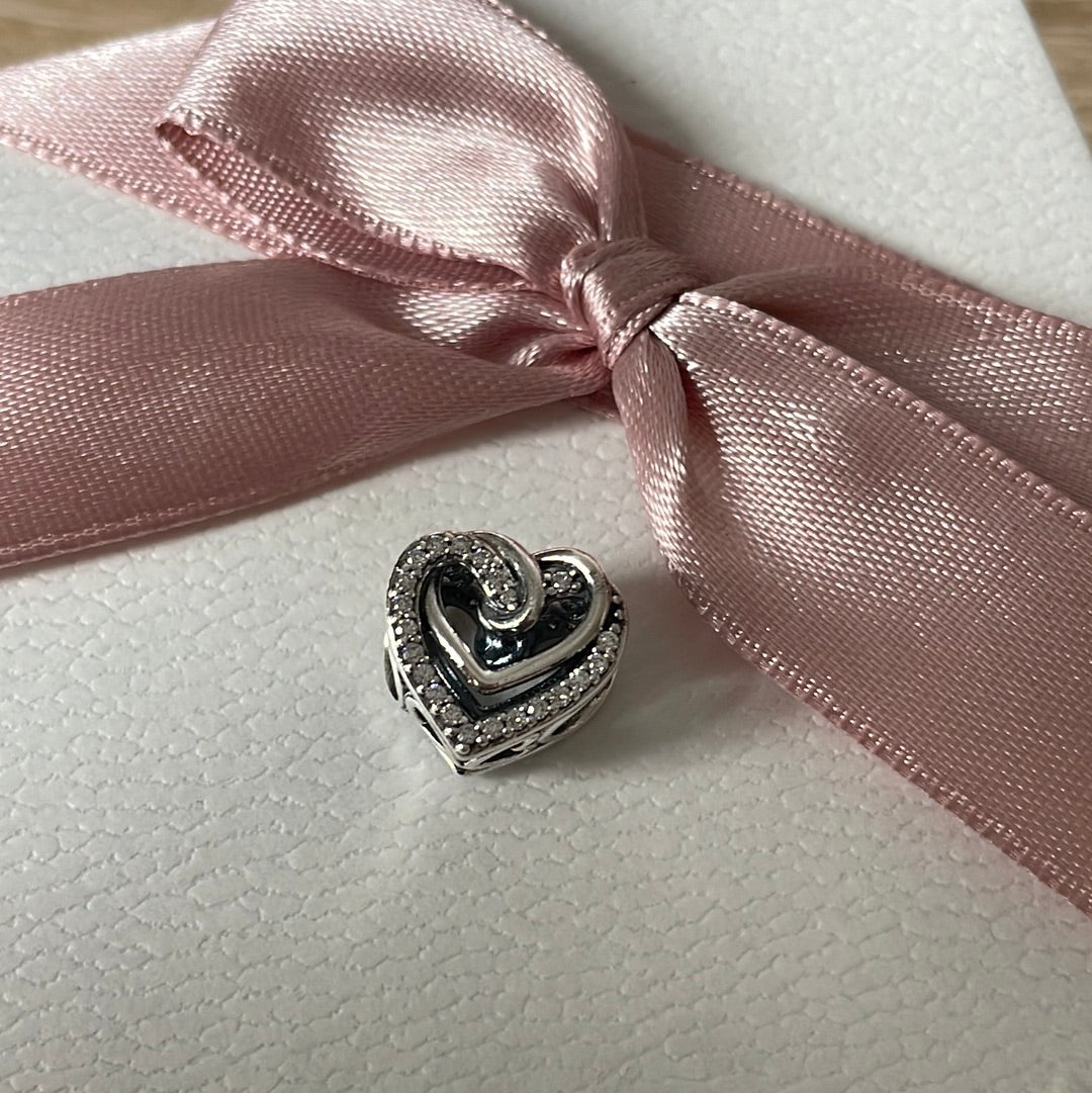 Genuine Pandora Sparkling Entwined Heats Pave Charm