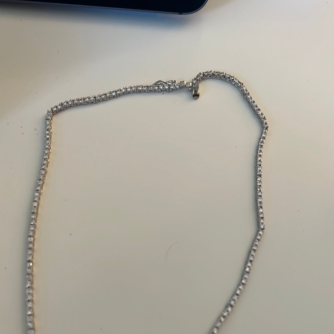 Sterling Silver Beautiful CZ Necklace With Split Drop 45cm