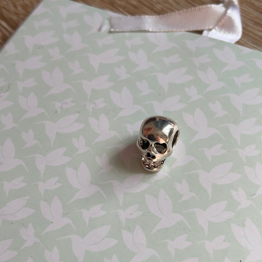 Genuine Chamilia Pave Skull Halloween Charm